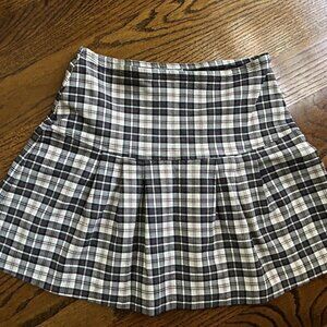 V&X Black & Grey Plaid Mini Pleated Skirt - Women's Small